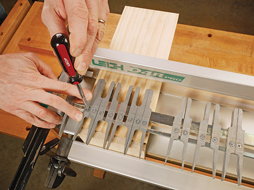 Adjusting keys on Leigh dovetail jig