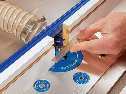 Checking v-groove router bit height in table